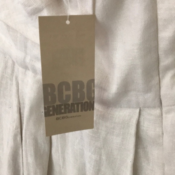 BCBG NWT White STRAPLESS Cocktail Dress - Picture 4 of 4